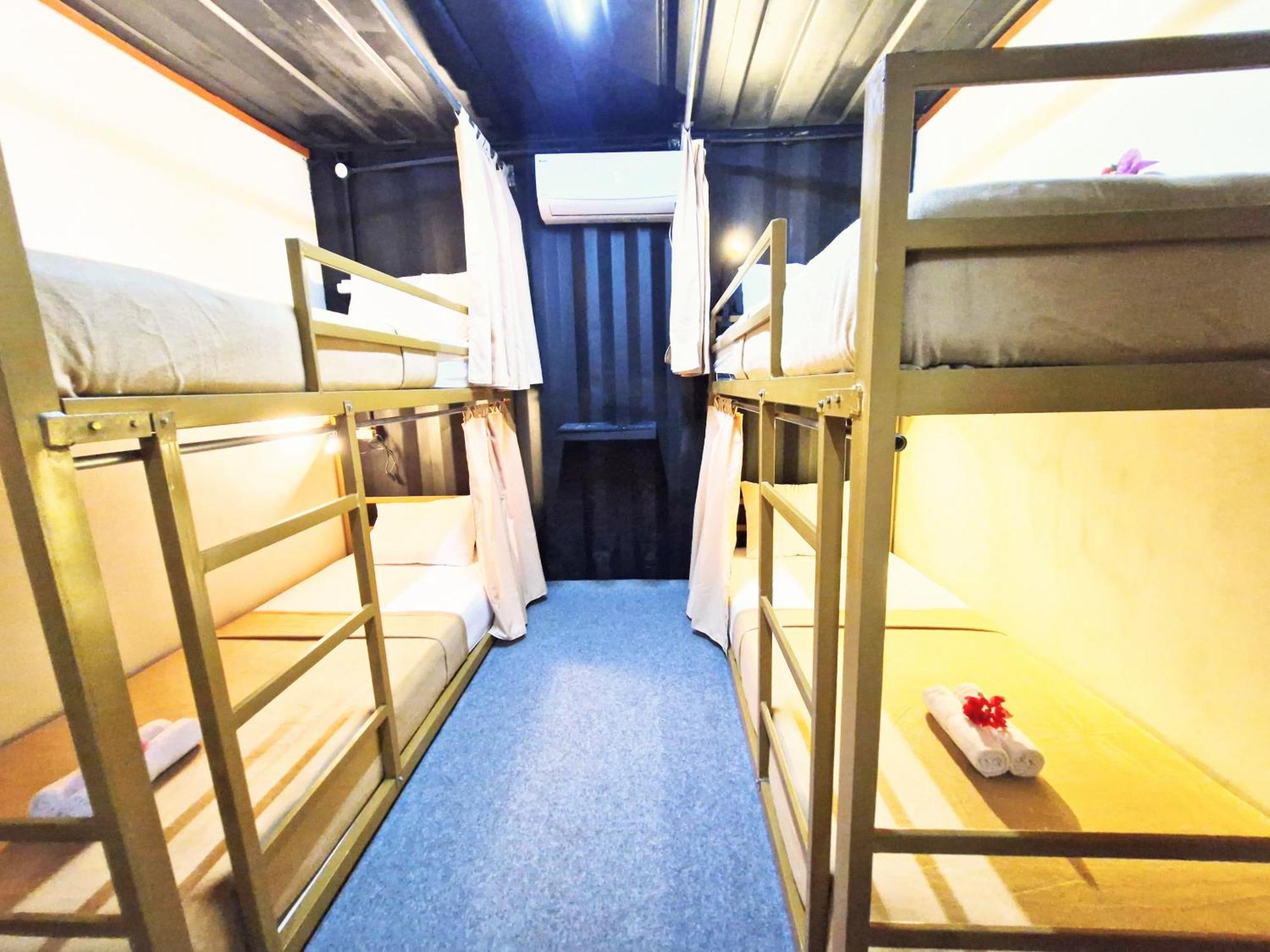 Karcof Container Hostel سينغيغي المظهر الخارجي الصورة