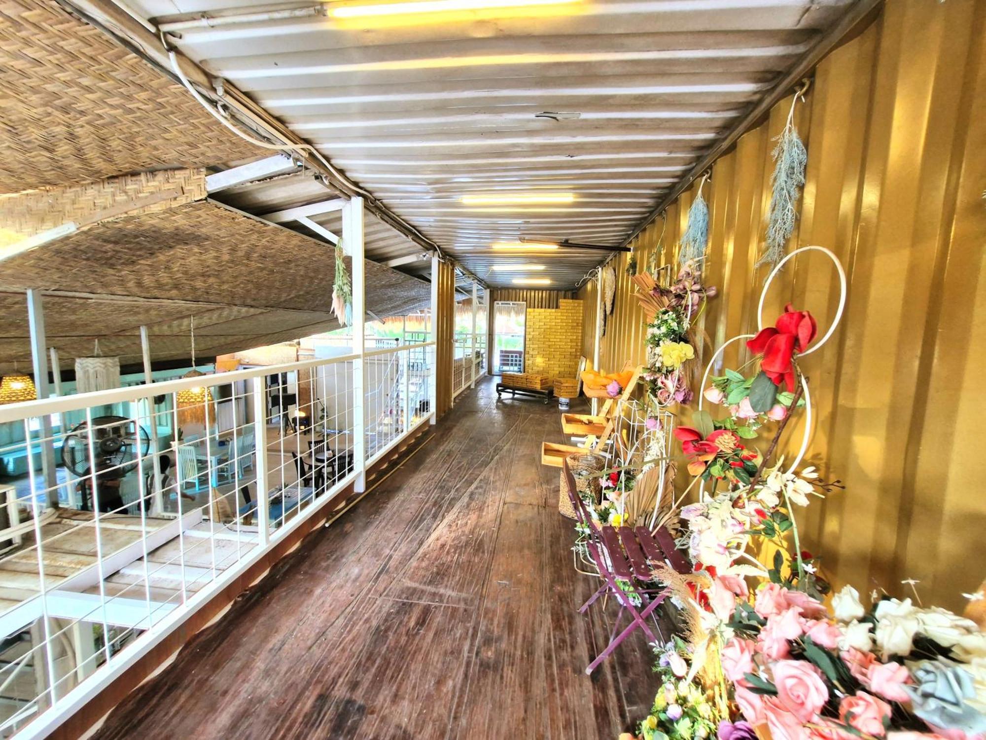 Karcof Container Hostel سينغيغي المظهر الخارجي الصورة